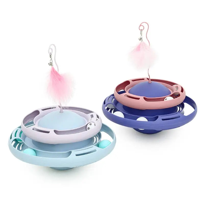 Jouet interactif élégant pour chat : Jouet pour Chats coloré sur surface blanche