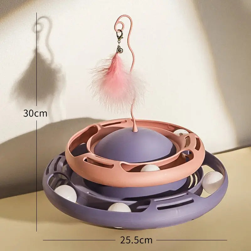 Jouet interactif élégant pour chat : Gros plan sur le jouet avec balle et plume pour les chats joueurs